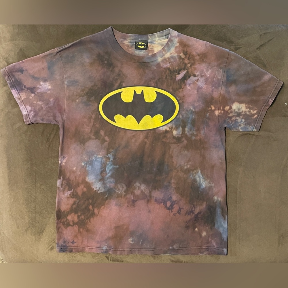 Acid Washed Tie Dye DC-Comics Batman Bat-Signal Tee XL